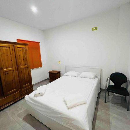סביליה Habitacion Comoda מראה חיצוני תמונה